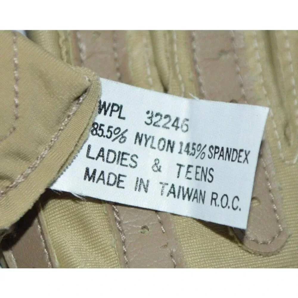 Women Teen Beige Tan Gloves Vintage WPL 32246 Nylon Spandex